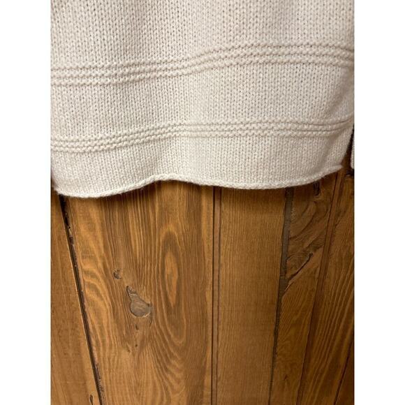 Velvet by Graham & Spencer Cozy Wool Blend Cottagecore Fisherman Sweater Size S - Picture 9 of 11